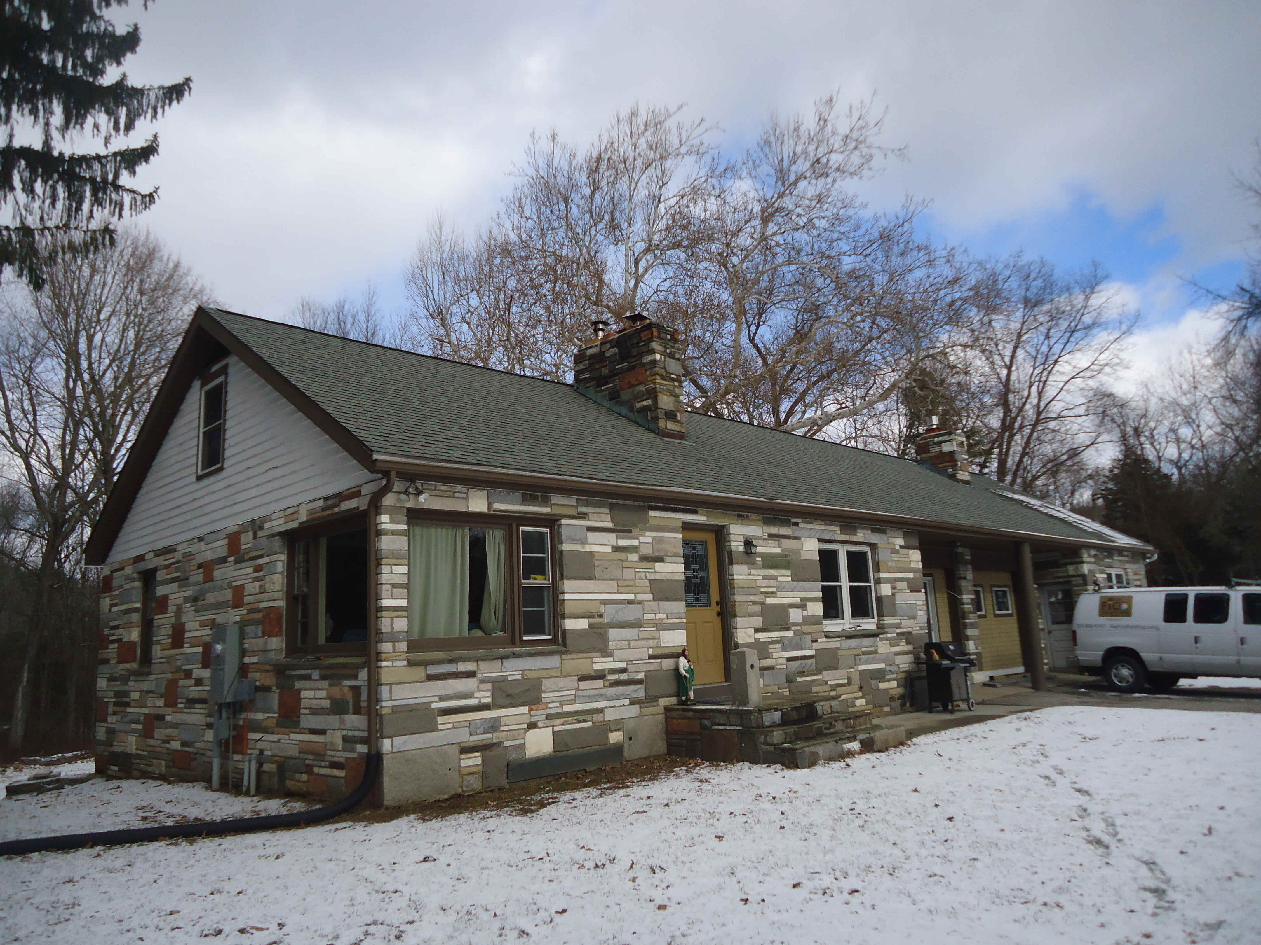 Building photograph for 135 HENRY SANFORD RD